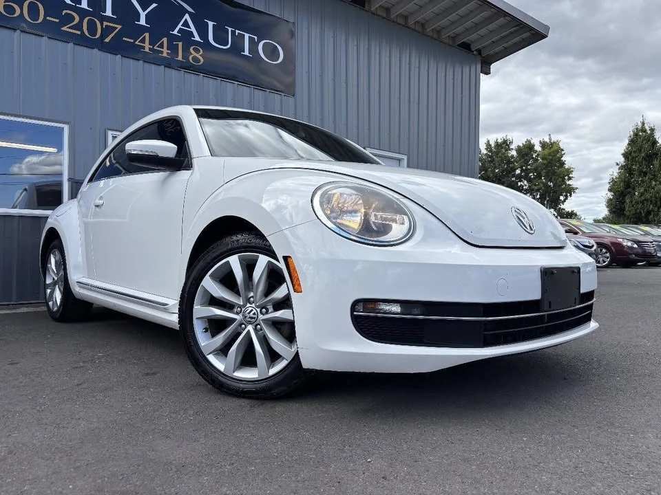 2013 Volkswagen A5 Beetle - Image 10 of 19