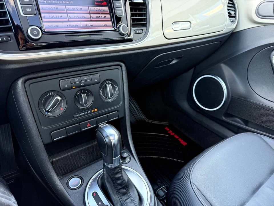 2013 Volkswagen A5 Beetle - Image 17 of 21