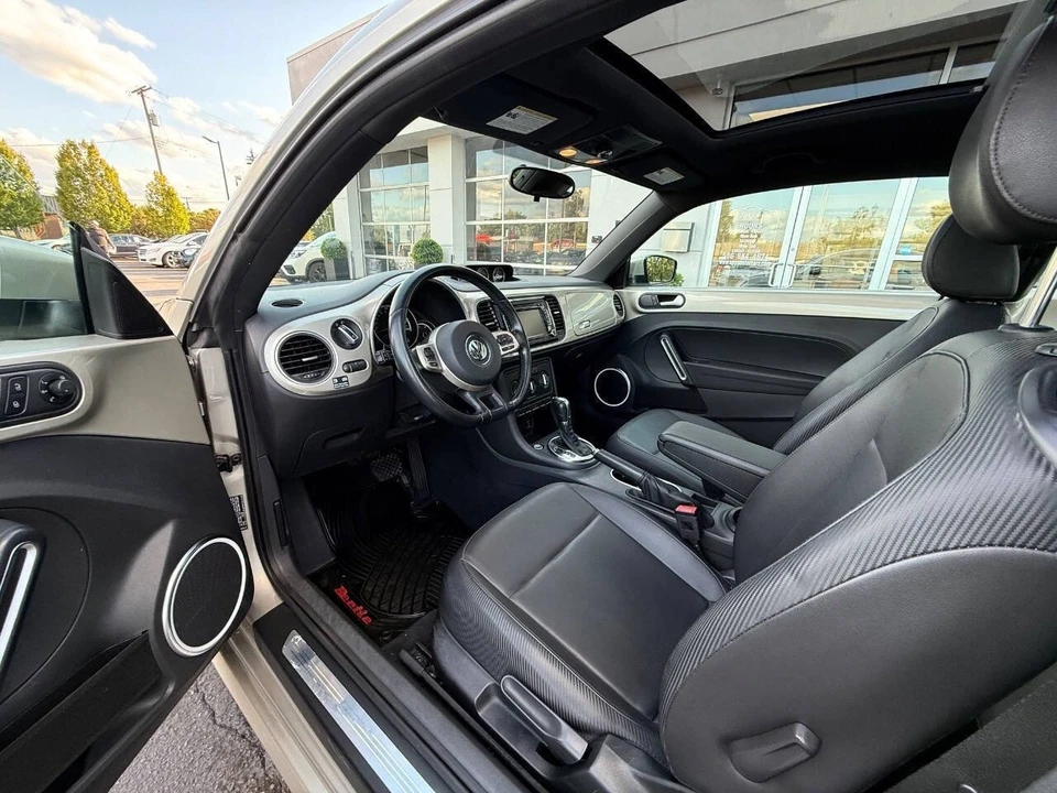 2013 Volkswagen A5 Beetle - Image 10 of 21
