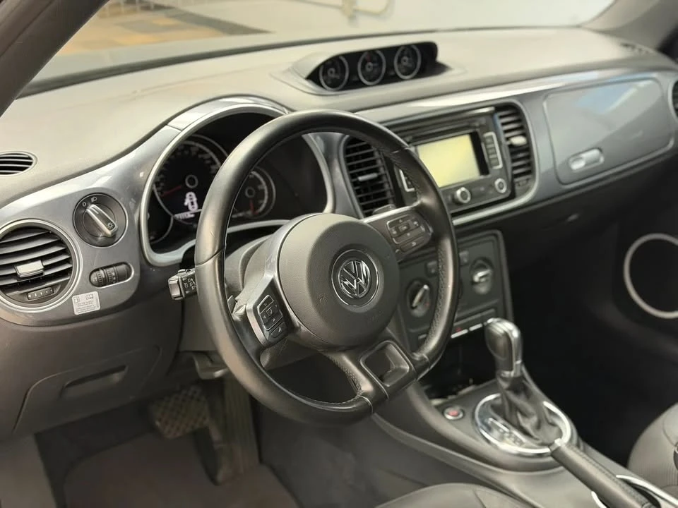 2013 Volkswagen A5 Beetle - Image 16 of 20