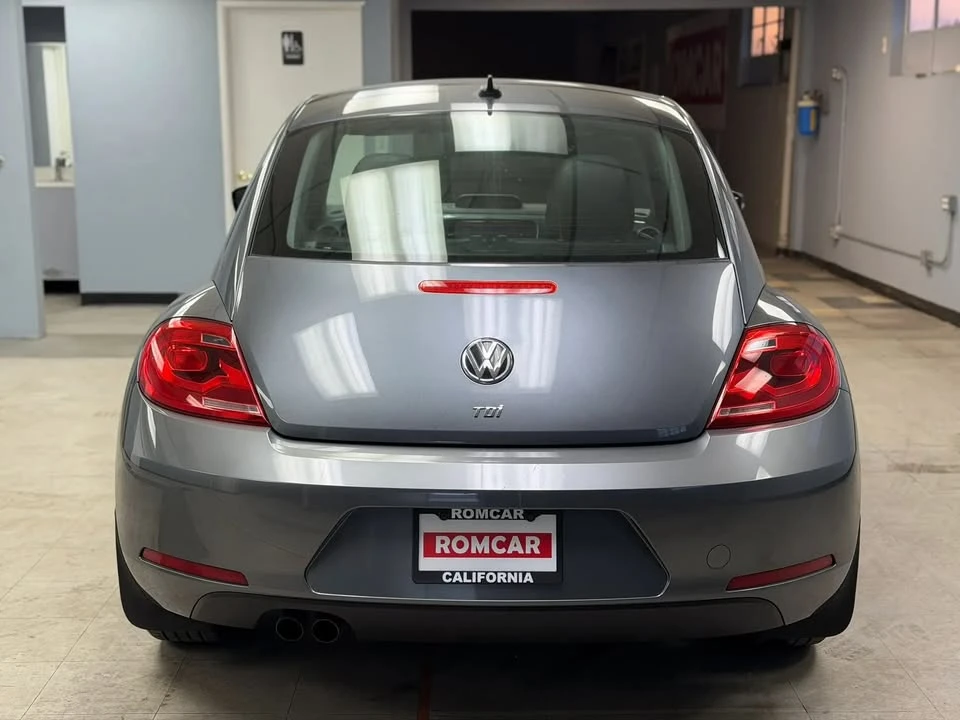 2013 Volkswagen A5 Beetle - Image 6 of 20