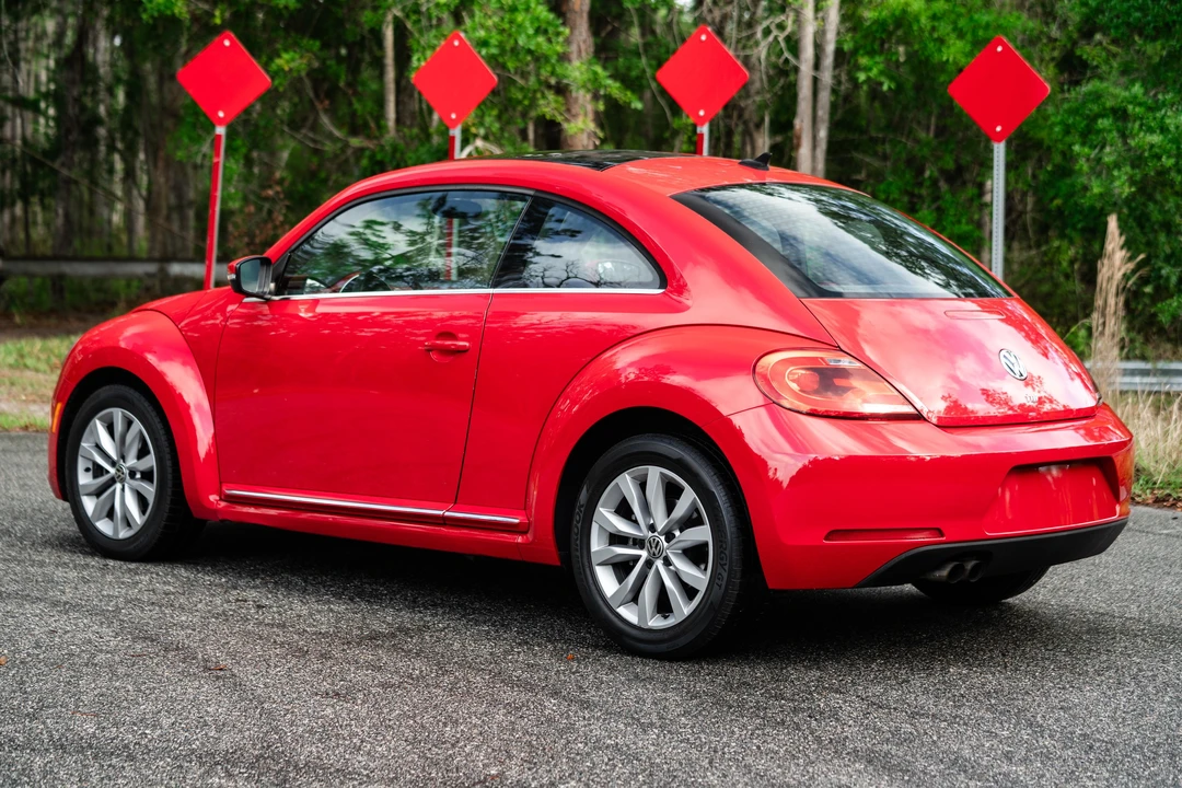 2013 Volkswagen A5 Beetle - Image 13 of 31