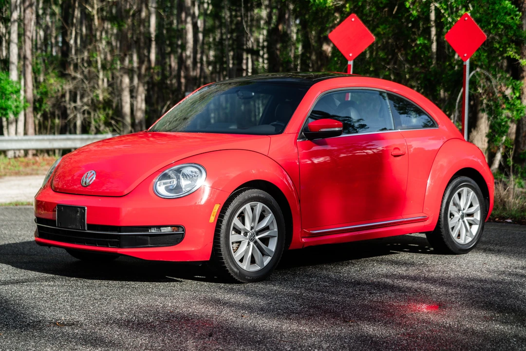 2013 Volkswagen A5 Beetle - Image 8 of 31