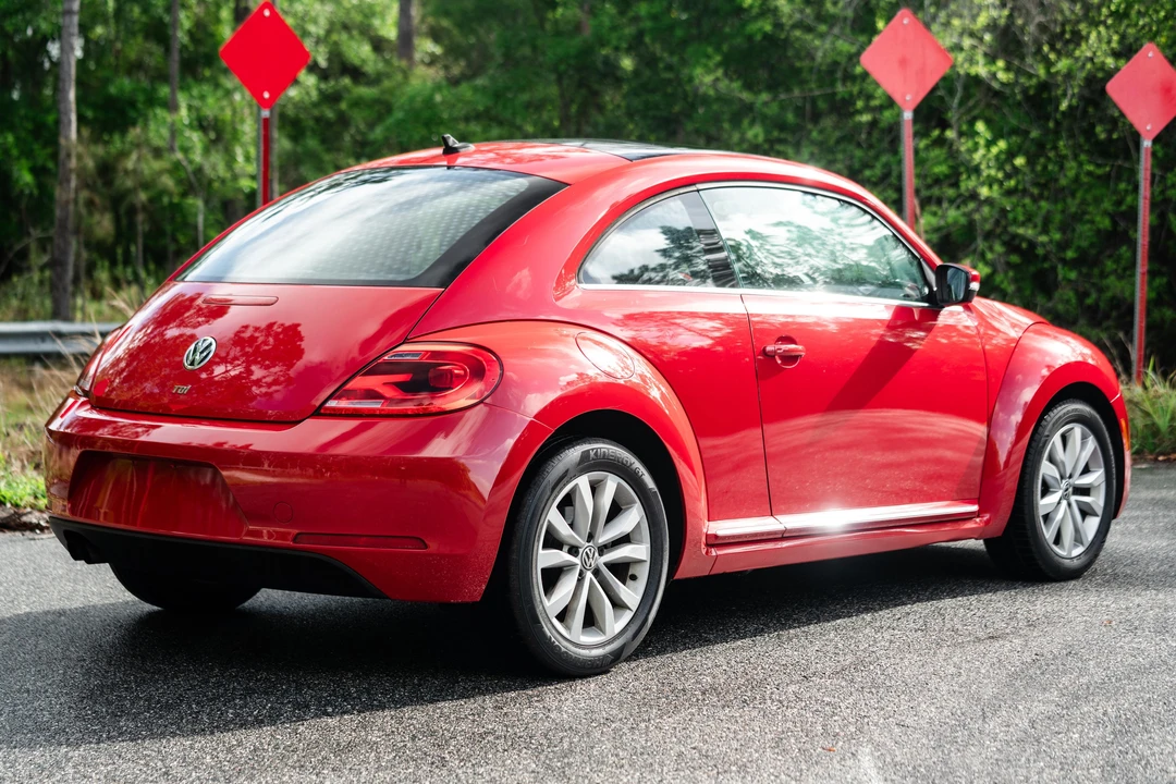 2013 Volkswagen A5 Beetle - Image 19 of 31