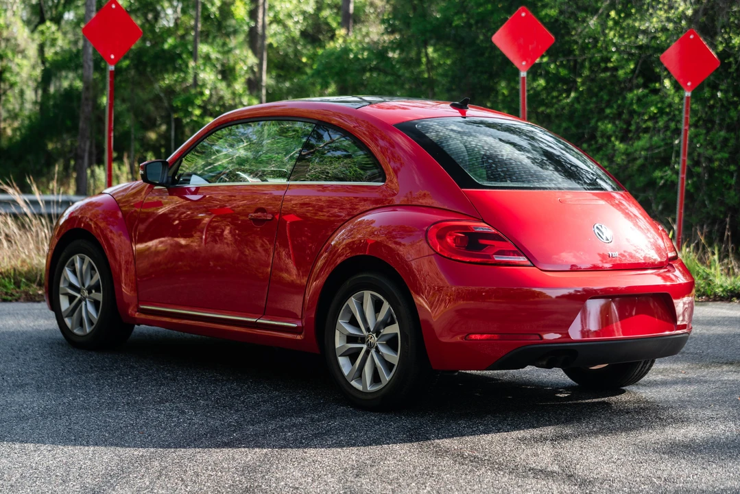 2013 Volkswagen A5 Beetle - Image 14 of 31