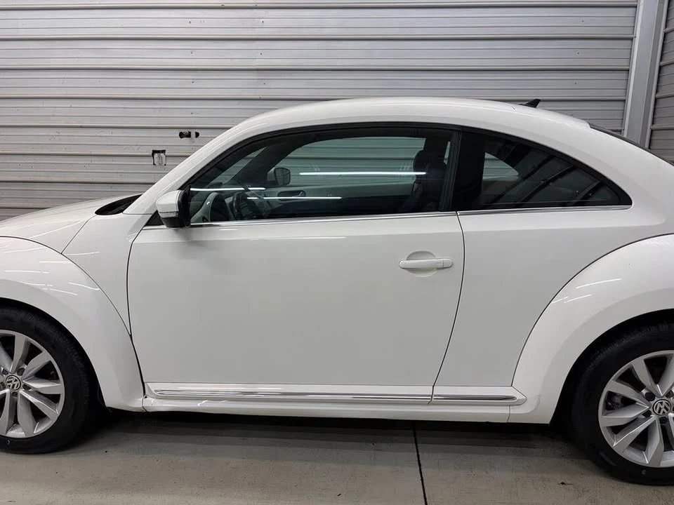 2013 Volkswagen A5 Beetle - Image 9 of 19