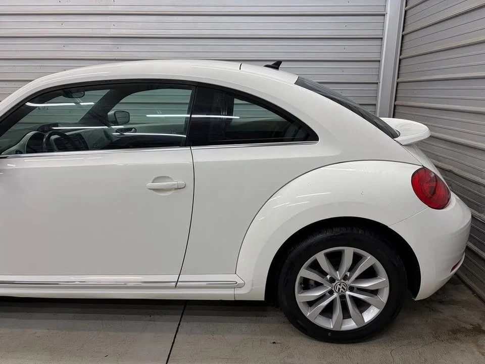 2013 Volkswagen A5 Beetle - Image 5 of 19