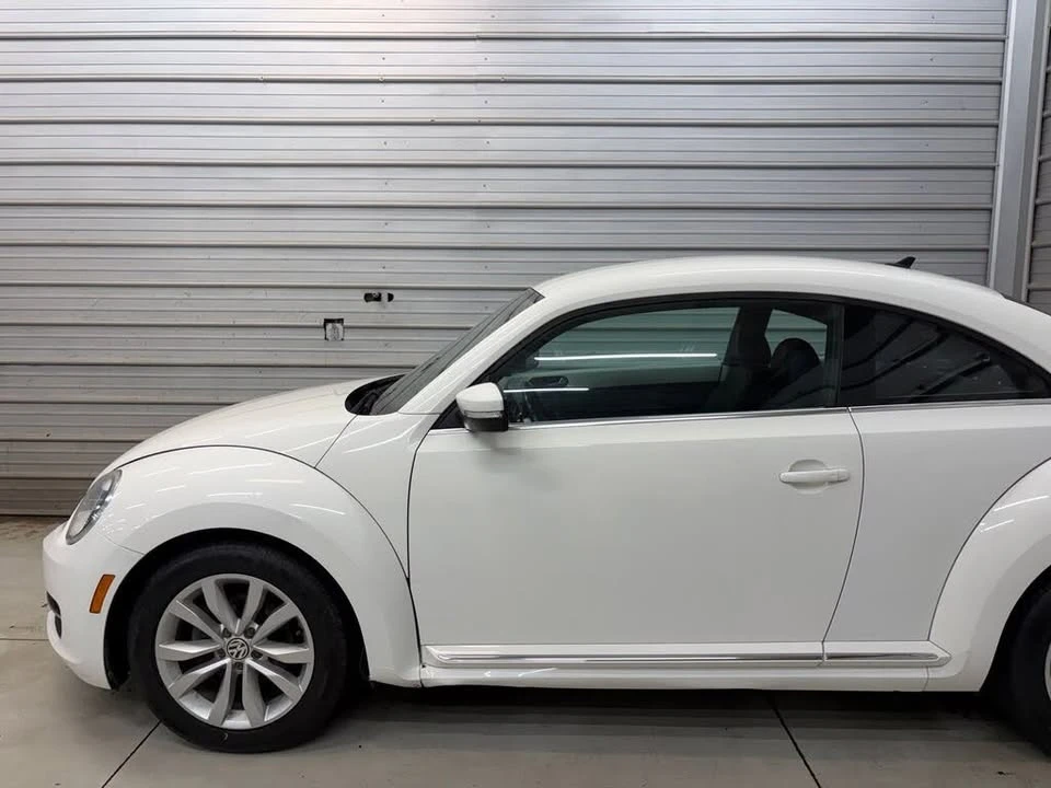 2013 Volkswagen A5 Beetle - Image 3 of 19