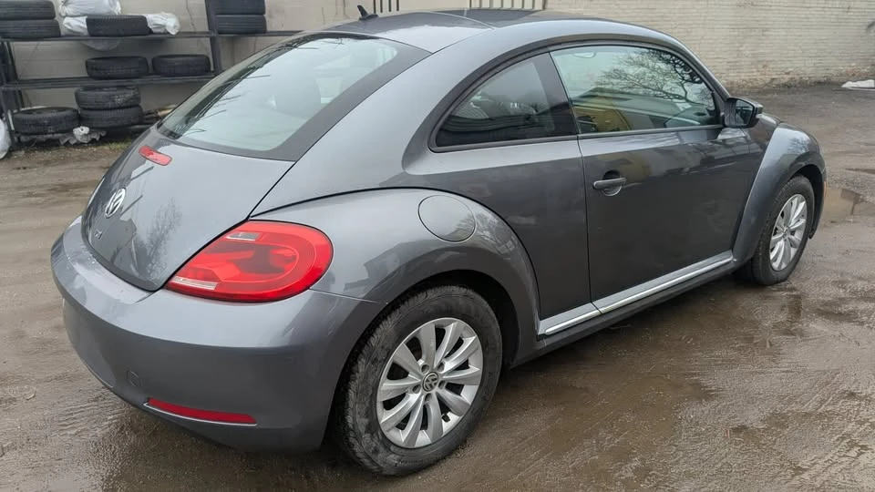 2013 Volkswagen A5 Beetle - Image 5 of 17
