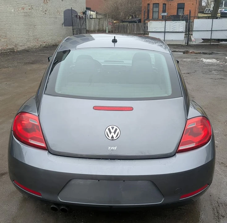 2013 Volkswagen A5 Beetle - Image 4 of 17