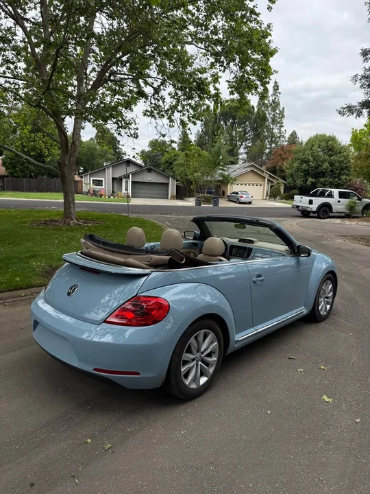 2013 Volkswagen A5 Beetle - Image 2 of 19