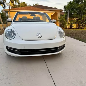 2013 Volkswagen Beetle TDI Convertible 2D