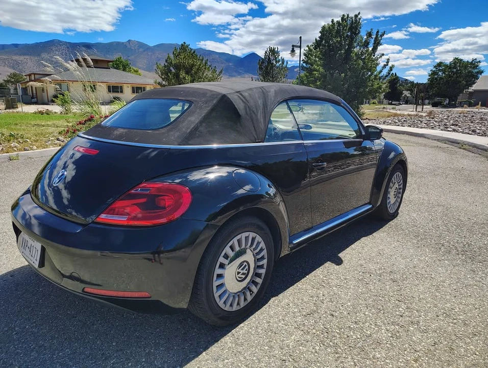 2013 Volkswagen A5 Beetle - Image 8 of 18