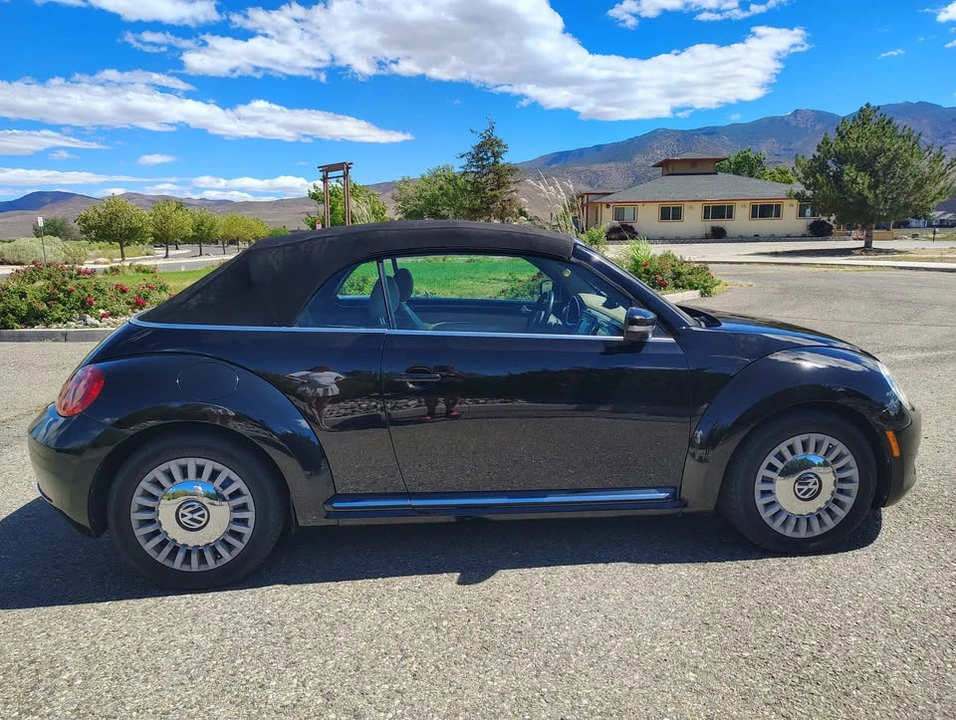 2013 Volkswagen A5 Beetle - Image 9 of 18
