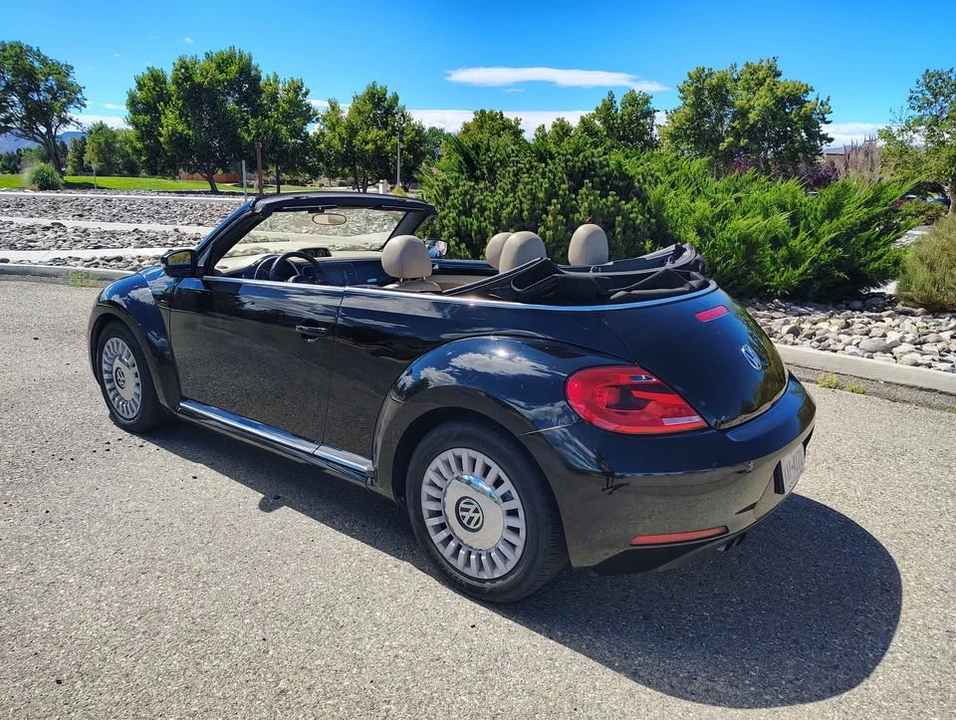 2013 Volkswagen A5 Beetle - Image 14 of 18