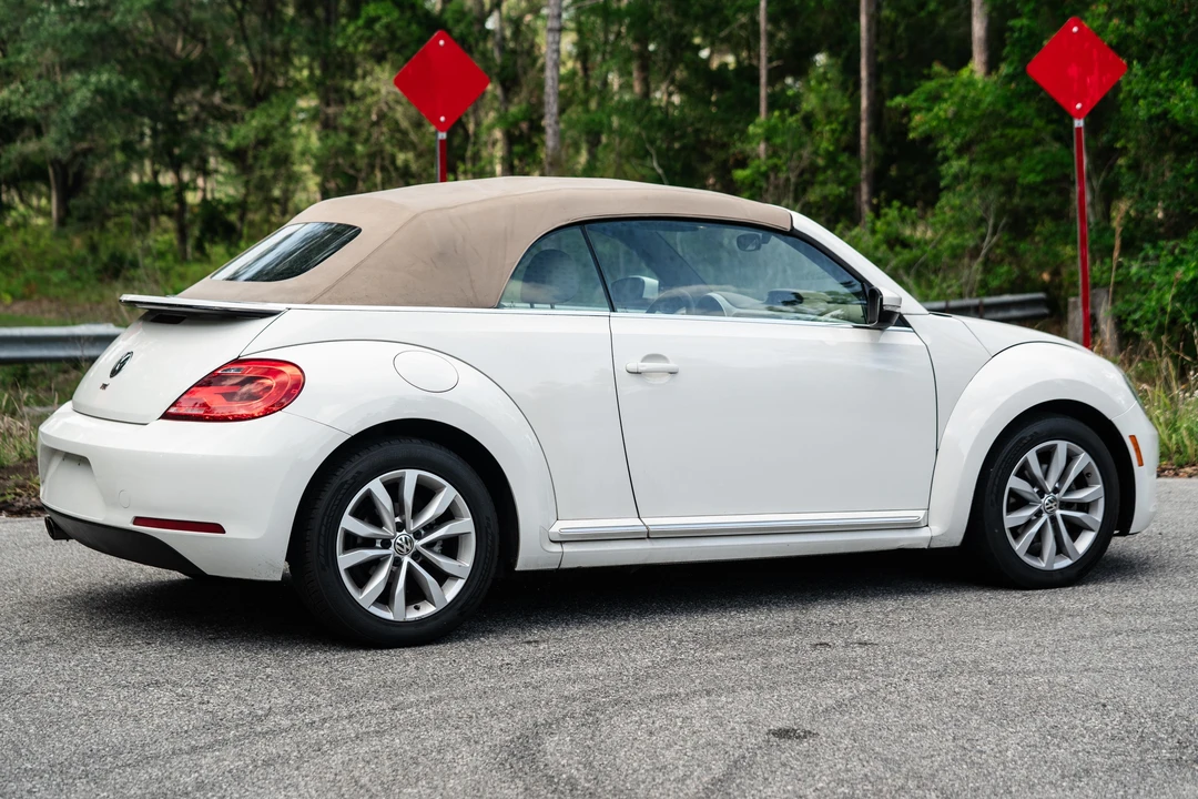 2013 Volkswagen A5 Beetle - Image 22 of 31