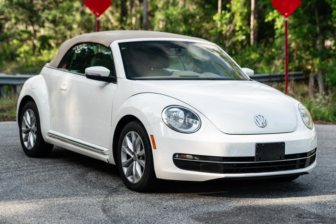 2013 Volkswagen A5 Beetle - Image 28 of 31
