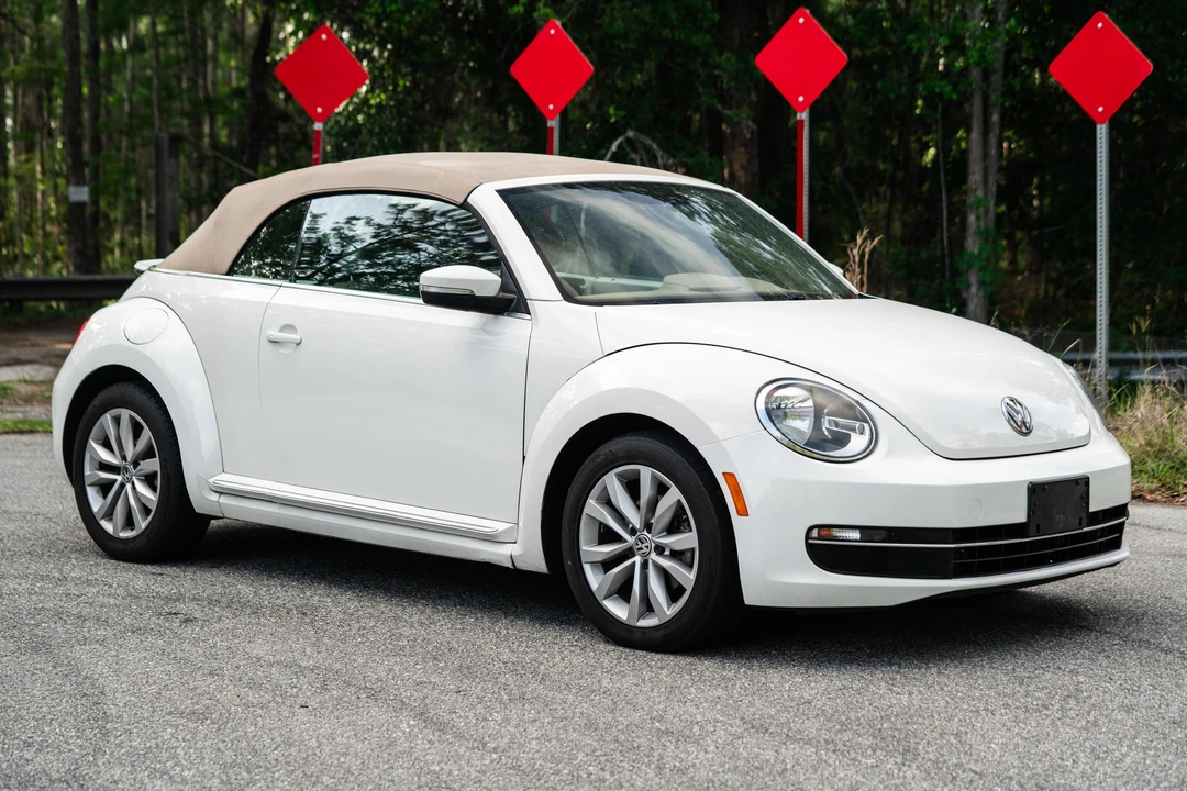 2013 Volkswagen A5 Beetle - Image 25 of 31