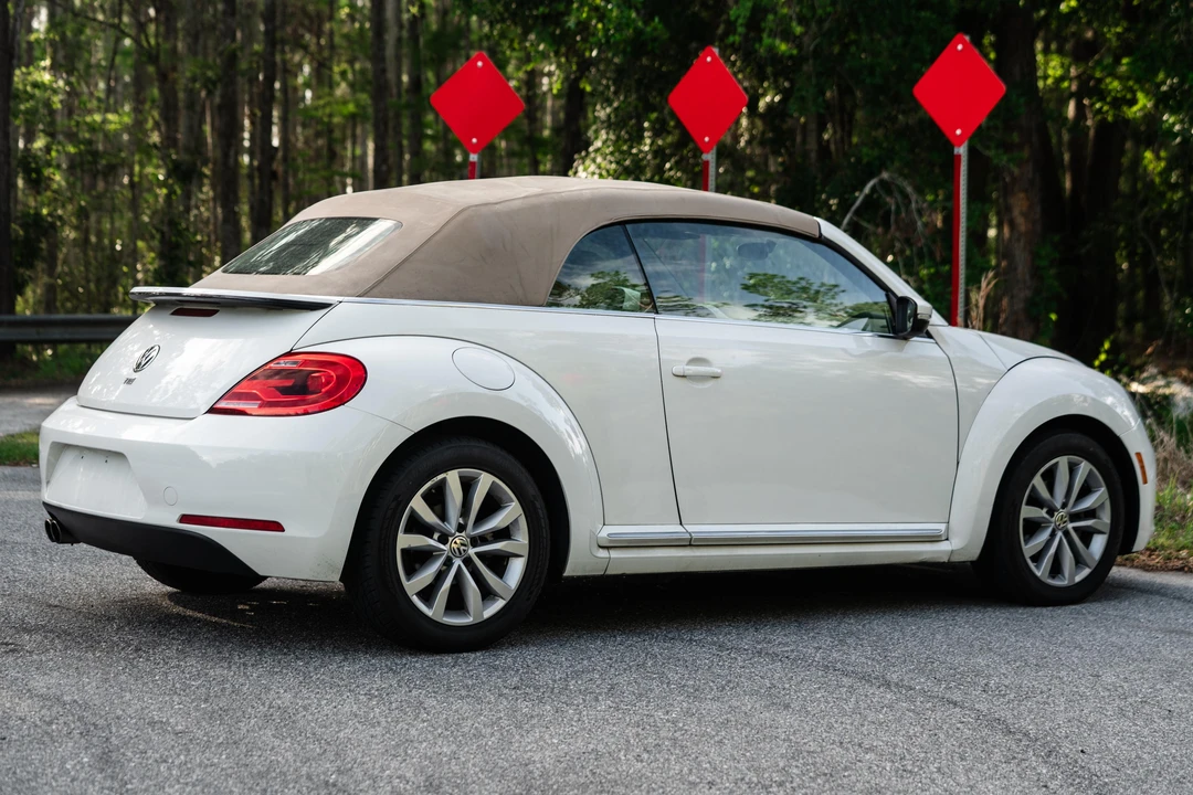 2013 Volkswagen A5 Beetle - Image 21 of 31