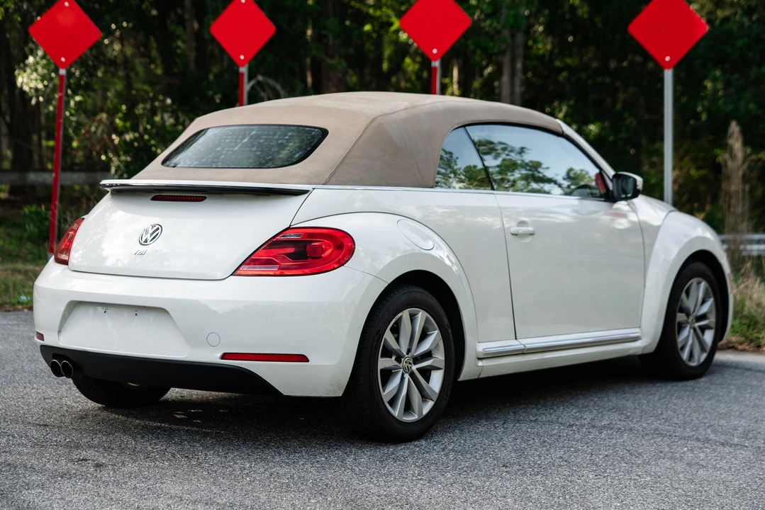 2013 Volkswagen A5 Beetle - Image 4 of 31
