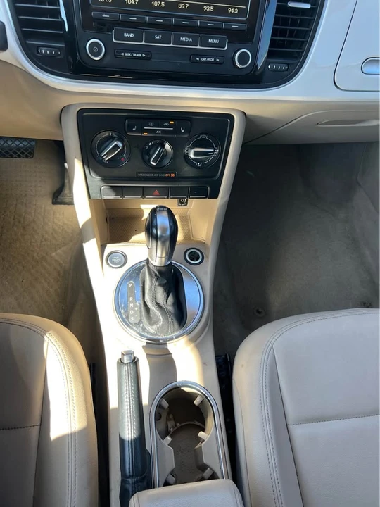 2013 Volkswagen A5 Beetle - Image 15 of 19