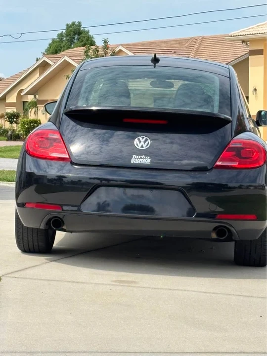 2013 Volkswagen A5 Beetle - Image 4 of 8