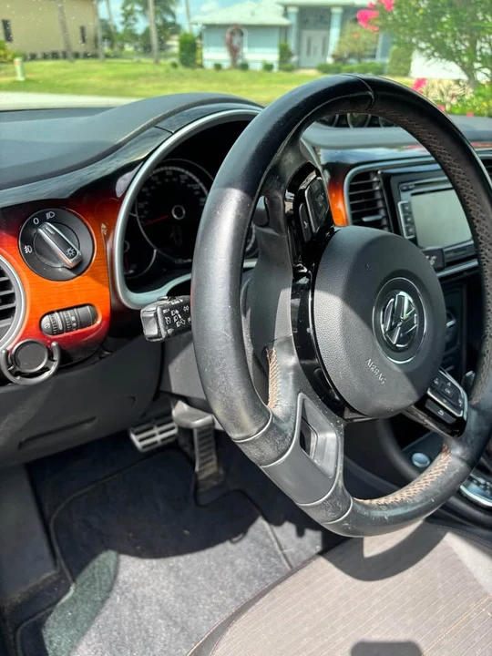 2013 Volkswagen A5 Beetle - Image 5 of 8