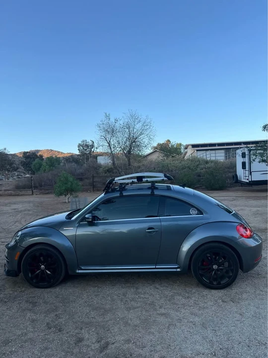 2013 Volkswagen A5 Beetle - Image 2 of 9