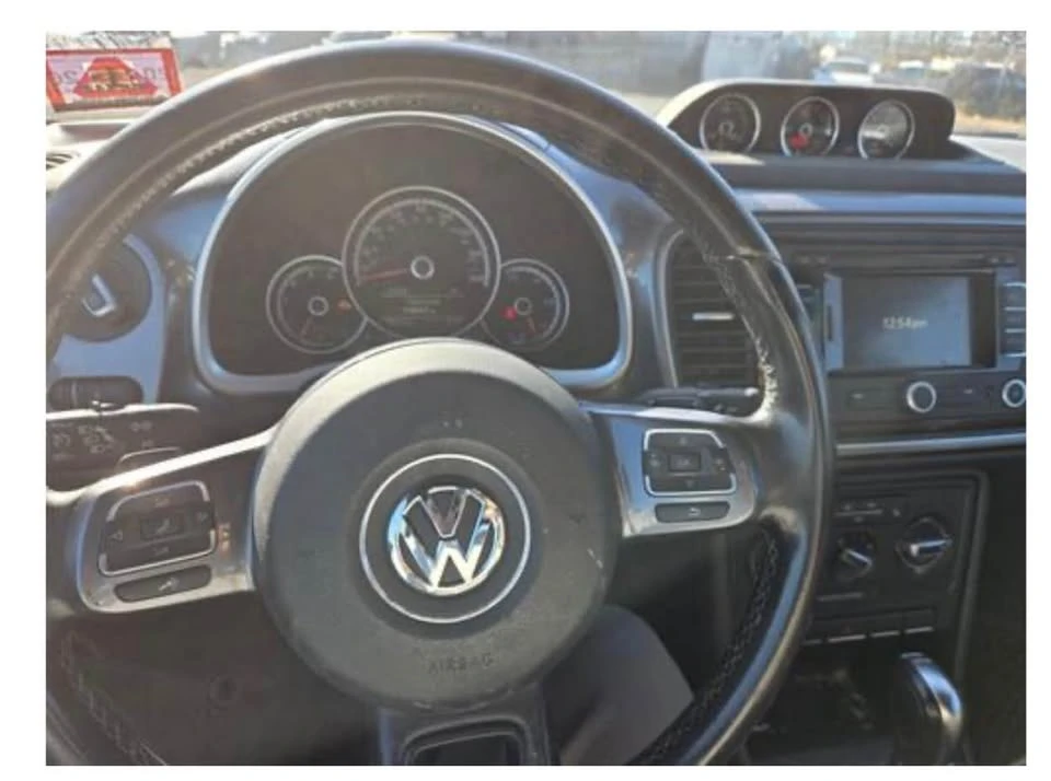 2013 Volkswagen A5 Beetle - Image 4 of 18
