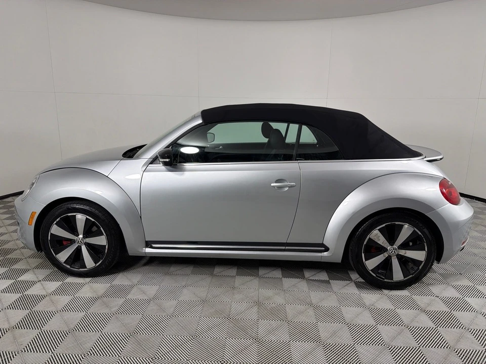 2013 Volkswagen A5 Beetle - Image 17 of 21