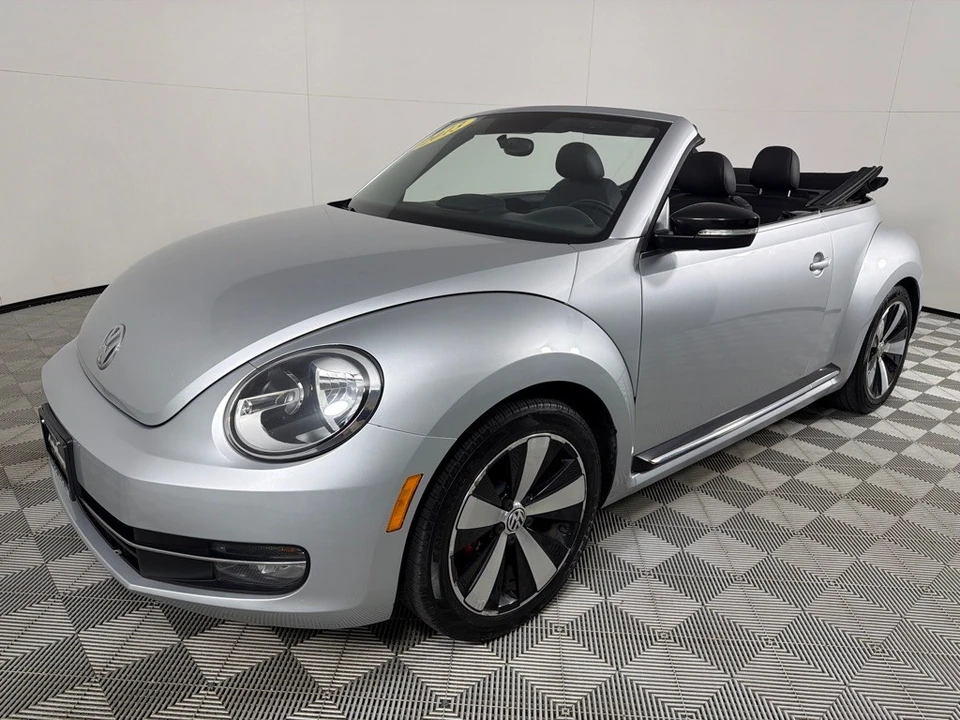 2013 Volkswagen A5 Beetle - Image 9 of 21