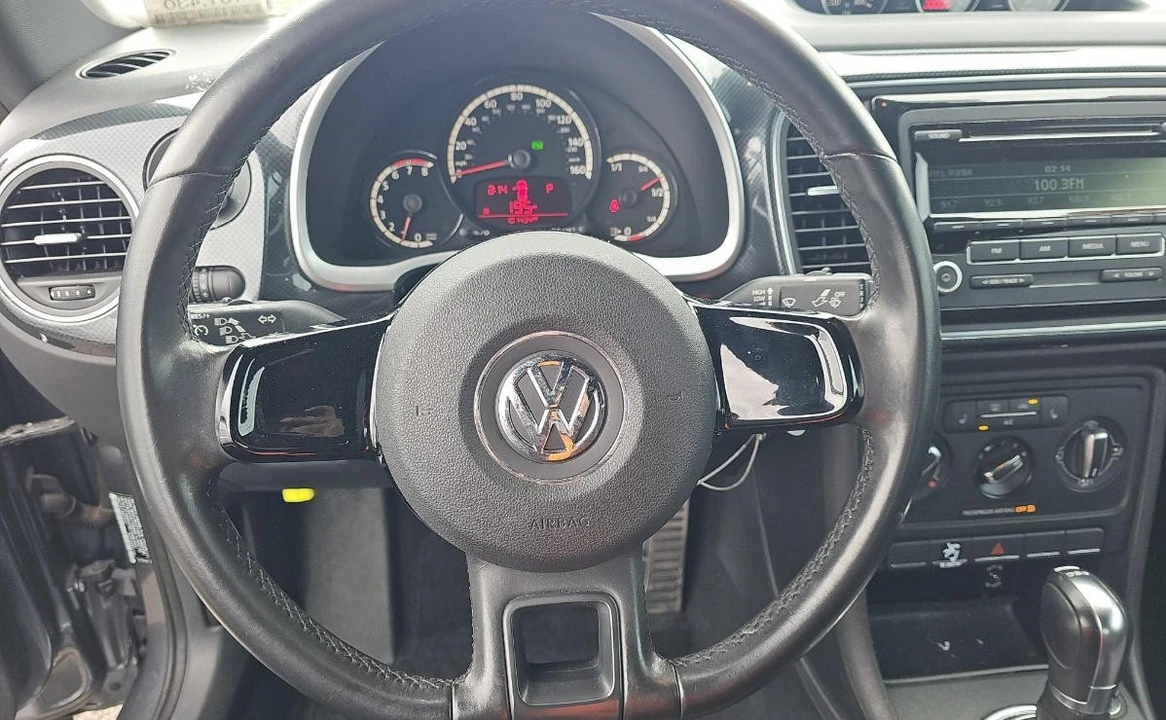 2013 Volkswagen A5 Beetle - Image 10 of 14