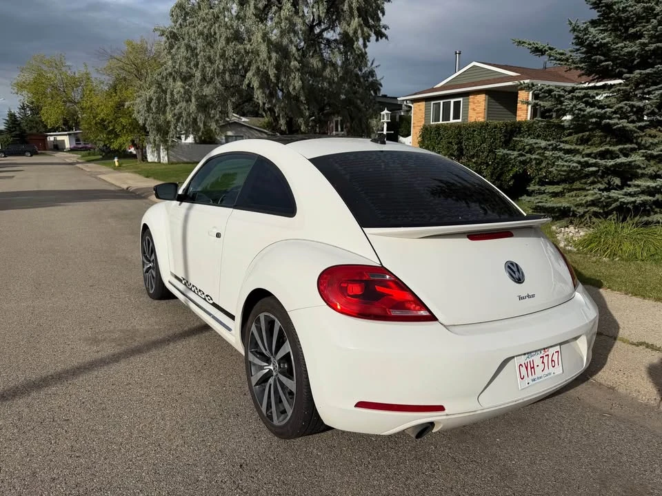 2013 Volkswagen A5 Beetle - Image 5 of 11