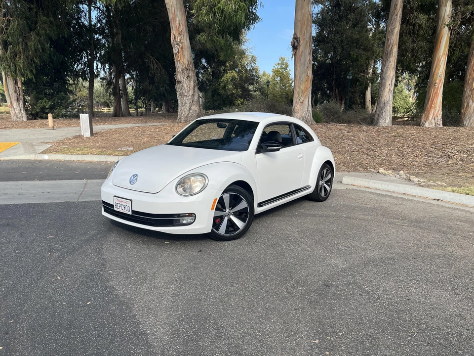 2013 Volkswagen A5 Beetle - Image 10 of 31