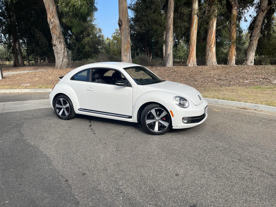 2013 Volkswagen A5 Beetle - Image 17 of 31
