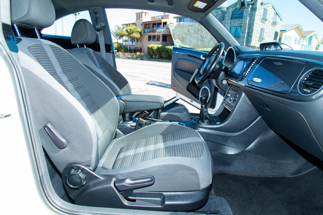 2013 Volkswagen A5 Beetle - Image 30 of 31