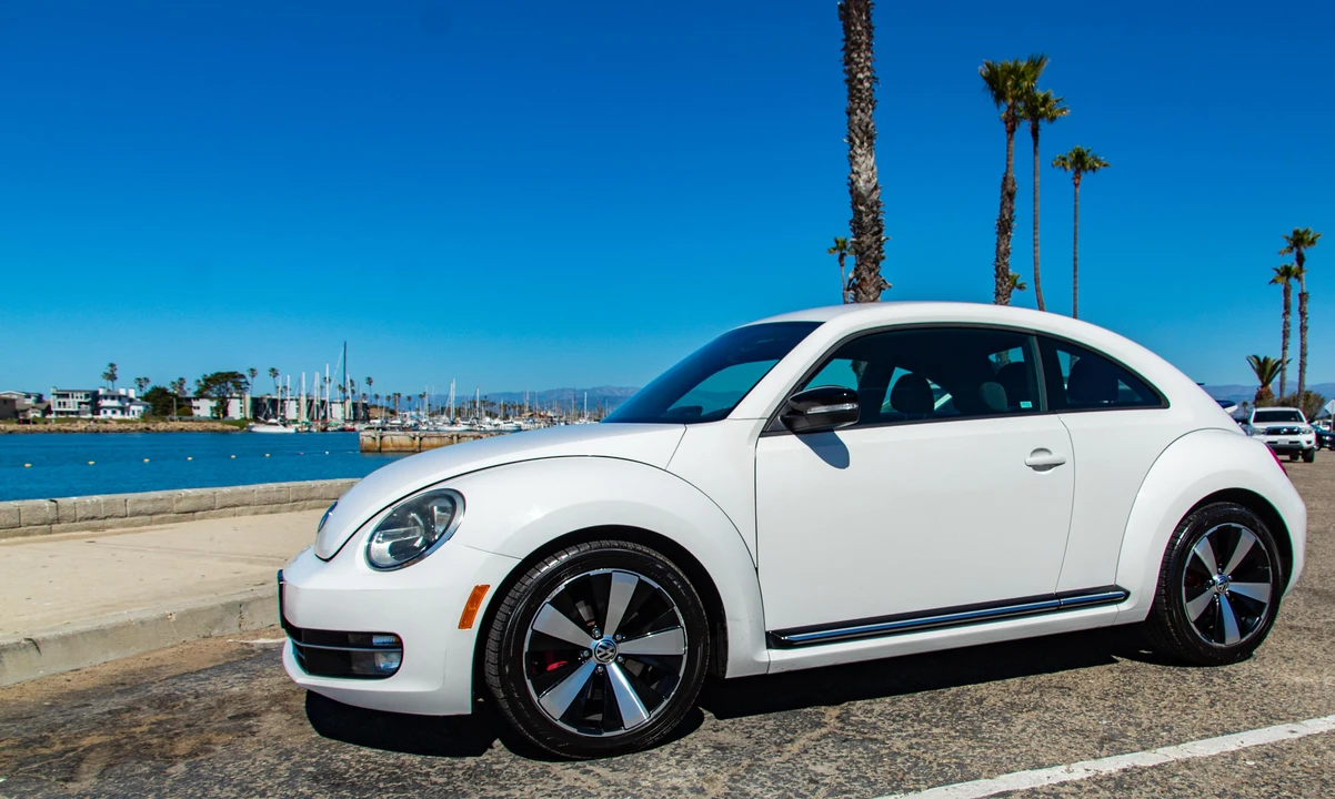 2013 Volkswagen A5 Beetle - Image 11 of 31