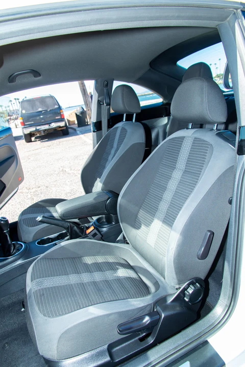 2013 Volkswagen A5 Beetle - Image 28 of 31