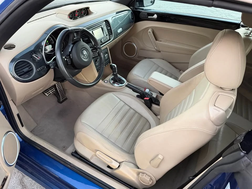 2013 Volkswagen A5 Beetle - Image 8 of 11