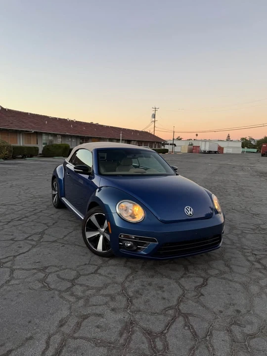 2013 Volkswagen A5 Beetle - Image 6 of 11