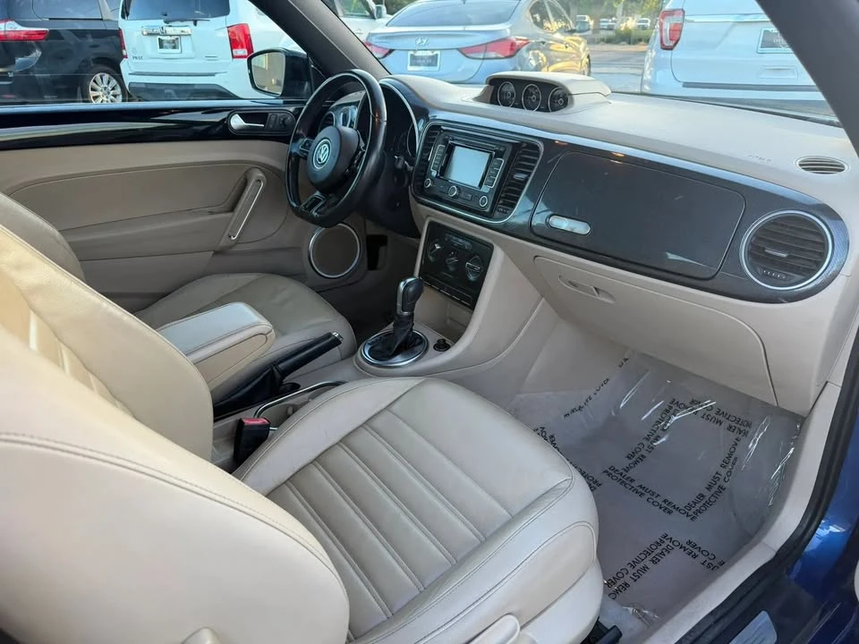 2013 Volkswagen A5 Beetle - Image 11 of 20