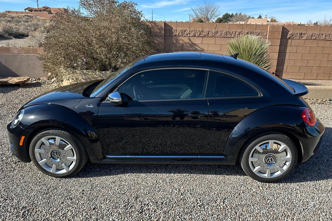 2013 Volkswagen A5 Beetle - Image 3 of 31