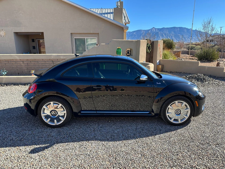 2013 Volkswagen A5 Beetle - Image 10 of 31