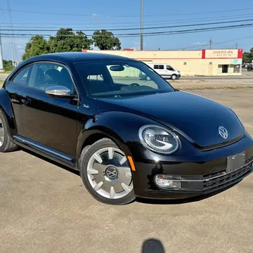 2013 Volkswagen Beetle Turbo Fender Edition Hatchback 2D