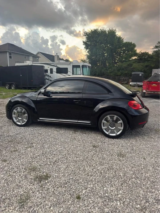 2013 Volkswagen A5 Beetle - Image 5 of 12