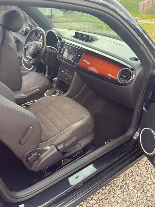 2013 Volkswagen A5 Beetle - Image 11 of 12