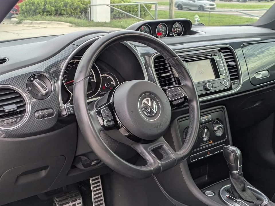 2013 Volkswagen A5 Beetle - Image 3 of 6