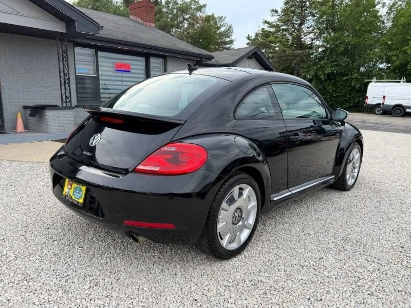 2013 Volkswagen A5 Beetle - Image 2 of 20