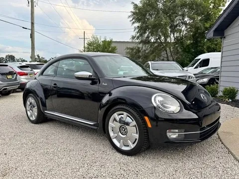 2013 Volkswagen Beetle Turbo Fender Edition Hatchback 2D