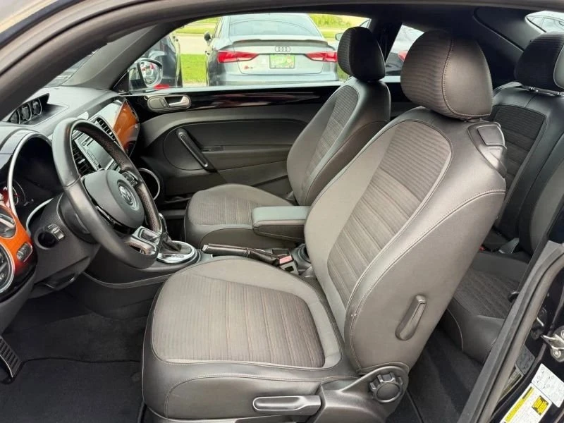2013 Volkswagen A5 Beetle - Image 11 of 20